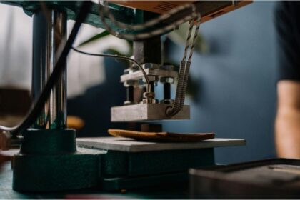 la-actividad-en-la-industria-textil-toco-su-piso-historico:-ya-se-perdieron-20.000-empleos-desde-fines-de-2023