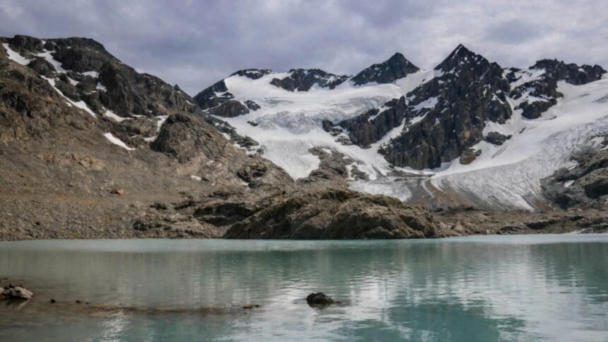 documentaron-la-desaparicion-de-un-glaciar-en-tierra-del-fuego