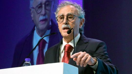 el-“efecto-domino”-en-la-casa-rosada:-por-que-la-crisis-de-adorni-arrastra-al-ministro-lugones