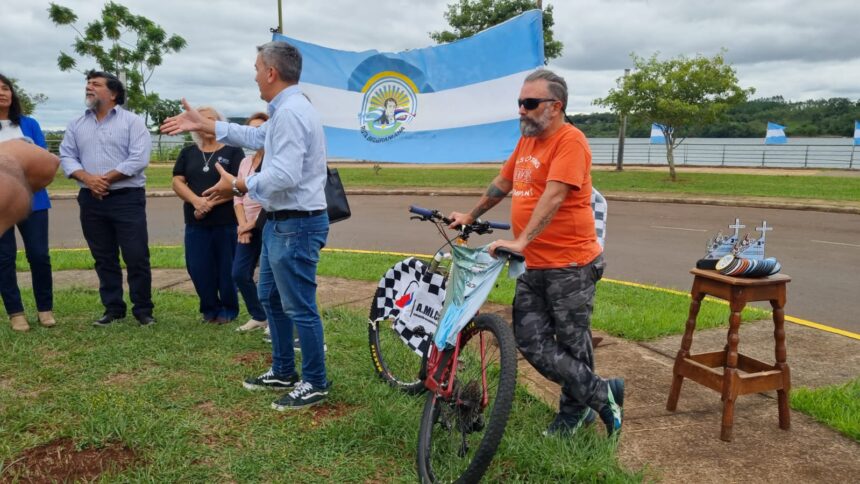 lanzaron-en-candelaria-el-desafio-de-ciclismo-ruta-belgraniana:-mas-de-100-ciclistas-recorreran-un-circuito-historico-de-100-kilometros
