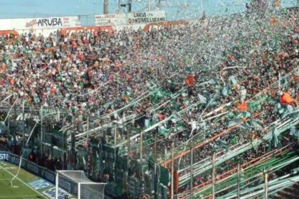 vuelven-los-visitantes-en-el-ascenso:-la-afa-confirmo-dos-partidos-como-prueba-piloto-en-la-primera-nacional