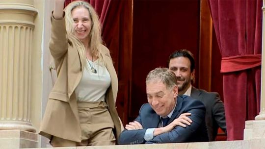 karina-milei-estuvo-en-diputados-y-la-oposicion-reclamo-por-manuel-adorni:-“donde-esta,-adorni-donde-esta”