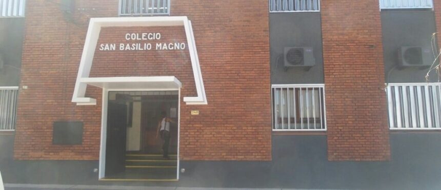 el-instituto-san-basilio-magno-separo-preventivamente-al-docente-denunciado-por-abuso-sexual