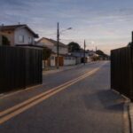 polemica-por-los-portones-en-lomas-sur:-vecinos-denuncian-que-quedaran-“encerrados”-y-cuestionan-el-plan-de-seguridad-municipal
