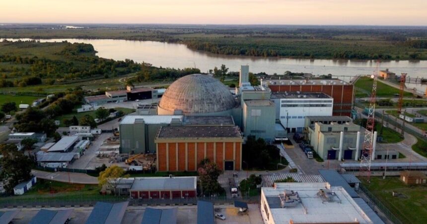uranio:-una-empresa-de-eeuu.-propone-asociarse-con-la-estatal-dioxitek-para-producir-el-“combustible”-de-las-centrales-nucleares