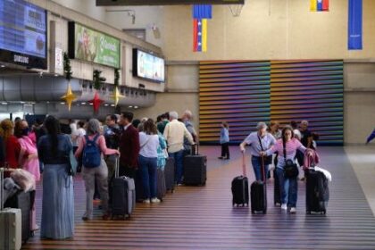aeropuerto-de-venezuela-vuelve-a-cobrar-vida-mientras-crece-la-inversion-extranjera