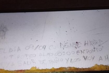 “los-voy-a-matar-a-todos”:-el-mensaje-en-un-banco-que-desato-el-panico-en-una-escuela-de-corrientes