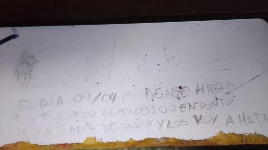 “los-voy-a-matar-a-todos”:-el-mensaje-en-un-banco-que-desato-el-panico-en-una-escuela-de-corrientes
