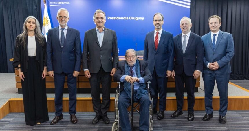 libertad-de-expresion:-el-presidente-de-uruguay,-yamandu-orsi,-firmo-las-declaraciones-de-la-sip
