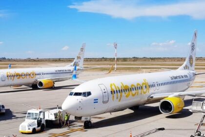 flybondi-retrasa-el-pago-de-salarios-de-marzo-a-sus-empleados-tras-las-ultimas-cancelaciones-de-vuelos