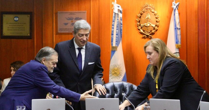 nuevos-respaldos-a-los-cambios-para-elegir-jueces-luego-de-que-la-magistratura-enfriara-los-cambios
