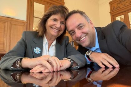 patricia-bullrich-hablo-sobre-la-situacion-de-adorni:-“el-esta-muy-tocado,-pero-milei-decidio-mantenerlo-en-el-cargo”