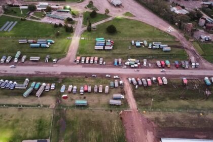 recrudece-la-protesta-de-los-transportistas:-piden-al-gobierno-la-“urgente”-apertura-de-una-mesa-de-dialogo-para-evitar-un-paro-nacional