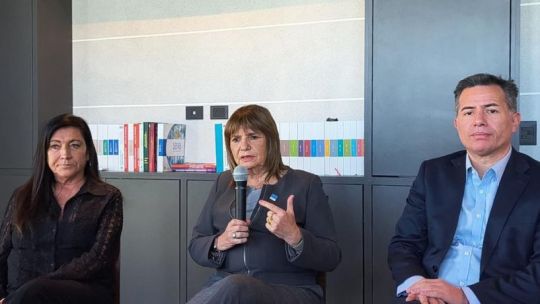 bullrich-en-cordoba-sobre-el-caso-adorni:-“quizas-no-tiene-el-cuero-tan-duro-como-yo”