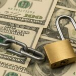 cepo-al-dolar:-las-restricciones-que-siguen-vigentes-para-personas-y-empresas-pese-a-las-flexibilizaciones-del-bcra