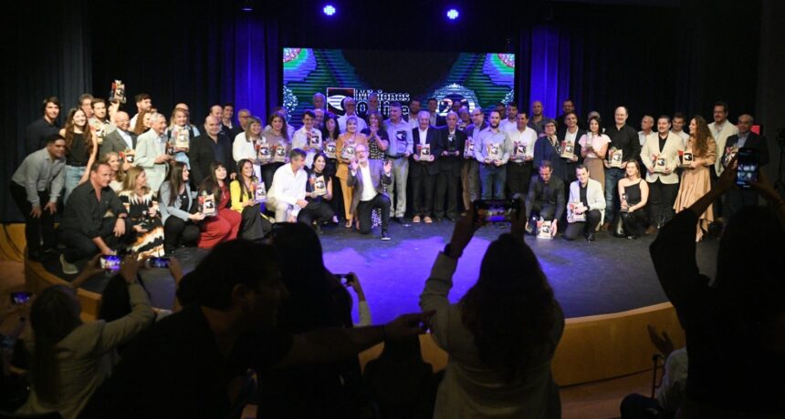 26°-aniversario-de-misiones-online-|-duomo-helados,-el-sanatorio-boratti-y-el-hipermercado-del-pollo,-fueron-distinguidas-como-empresas-misioneras-modelo-2026