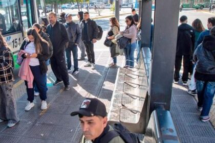 transporte:-el-gobierno-negocia-sin-toto-caputo