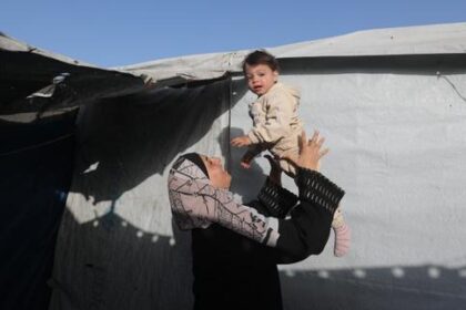 cest-maintenant-que-lon-fete-la-naissance-de-souleiman:-lodyssee-des-bebes-prematures-de-gaza