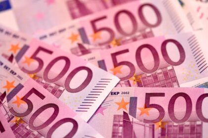 euro-hoy:-a-cuanto-cotiza-este-sabado-11-de-abril