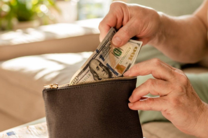 el-mejor-consejo-para-conseguir-tu-ahorro-en-dolares:-de-que-trata-el-“metodo-de-barrido”