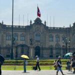 peru-vota-en-medio-de-la-desconfianza:-el-clima-social-marca-la-previa-de-una-eleccion-fragmentada