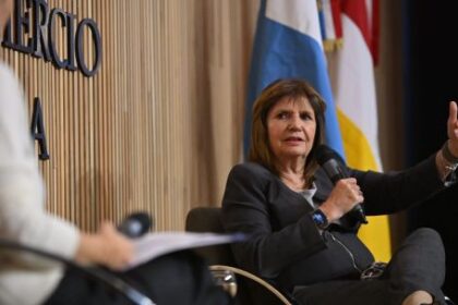 bullrich-llamo-al-pro-cordoba-a-apoyar-a-lla-en-2027