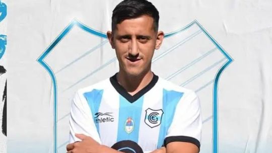 escandalo:-un-ex-jugador-de-instituto-podria-ser-despedido-tras-gritar-“bomba”-en-un-avion