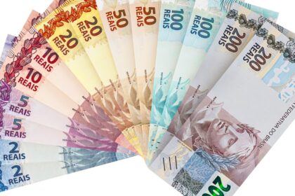 real-hoy-y-real-blue-hoy:-a-cuanto-cotiza-y-cual-es-el-precio-de-la-moneda-brasilena-este-domingo-12-de-abril