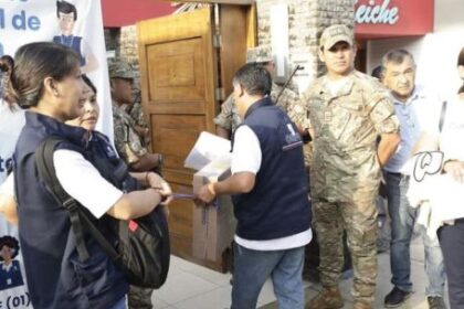elecciones-en-peru-2026,-en-vivo:-desde-lima,-demoras-en-la-apertura-de-mesas-por-falta-de-material-y-los-candidatos-arrancan-con-sus-desayu