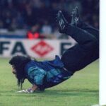 el-escorpion-de-rene-higuita-en-wembley:-la-acrobacia-que-desafio-la-logica-del-futbol-mundial