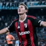 video-|-river-aprovecho-dos-errores-garrafales-de-racing-y-gano-2-0-en-el-cilindro:-miro-los-goles-de-colidio-y-driussi-y-la-expulsion-de-rojo