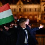 orban,-afuera:-hungria-desplazo-al-arquitecto-del-eje-conservador-global-que-inspira-a-milei-y-trump