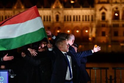 orban,-afuera:-hungria-desplazo-al-arquitecto-del-eje-conservador-global-que-inspira-a-milei-y-trump