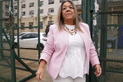 se-complica-la-situacion-de-la-escribana-de-adorni-y-no-descartan-investigarla-en-la-causa