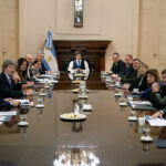 gasto-en-la-mira:-en-medio-de-la-caida-de-la-recaudacion,-el-gobierno-ordeno-a-los-ministros-que-ajusten-mas-el-presupuesto