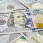 el-dolar-blue-cerro-en-alza-este-lunes-13-de-abril-y-el-banco-central-compro-dolares