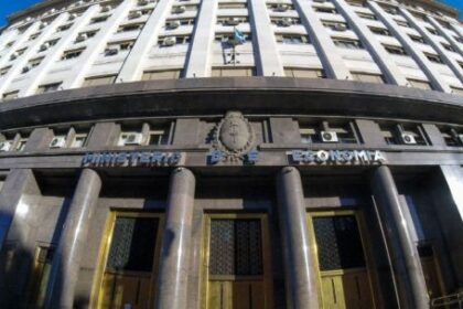 el-gobierno-flexibiliza-el-rigi-y-sube-el-umbral-para-la-evaluacion-de-nuevas-inversiones