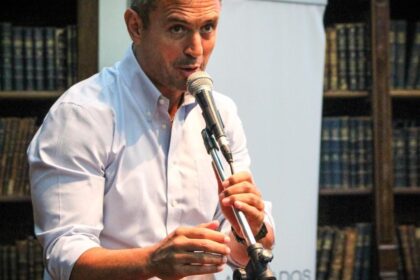 “compren-pochoclo,-va-a-ser-picante”:-martin-menen-confirmo-que-adorni-dara-su-informe-ante-el-congreso