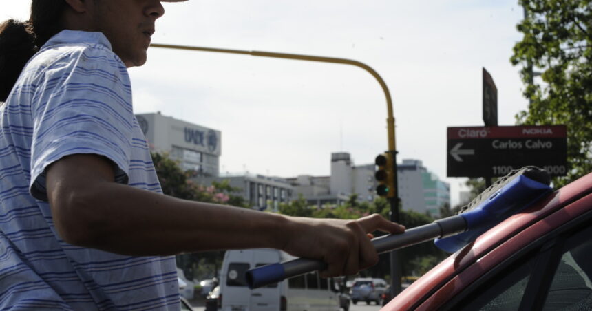 datos-oficiales:-hay-9-millones-de-personas-que-trabajan-en-negro