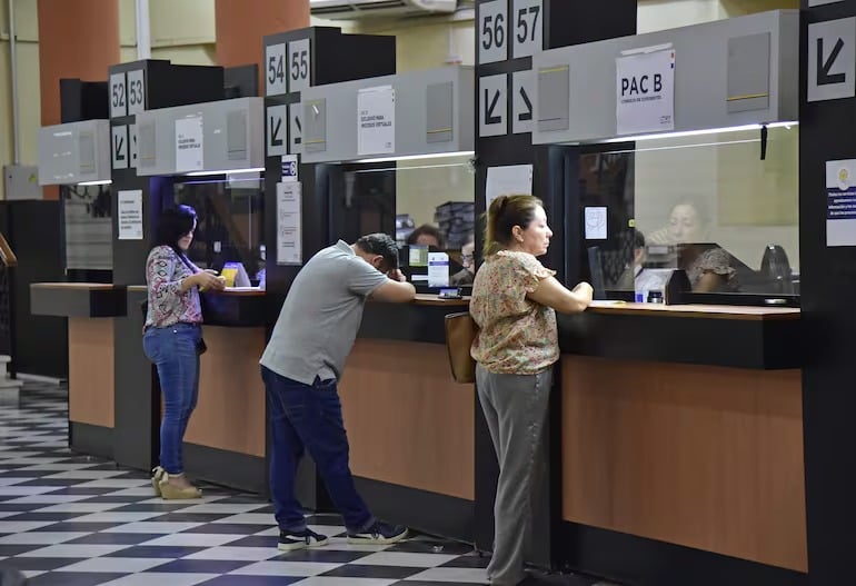 el-“impuesto-fantasma”-en-paraguay-y-el-costo-oculto-detras-de-los-tributos-bajos