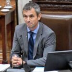 menem-confirmo-que-adorni-ira-a-diputados-el-29-de-abril-y-bromeo:-“compren-pochoclo,-va-a-ser-picante”