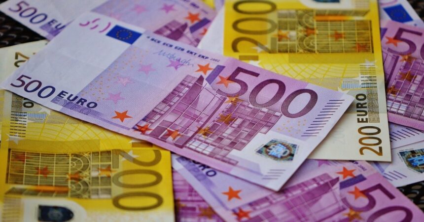 euro-hoy:-a-cuanto-cotiza-este-martes-14-de-abril