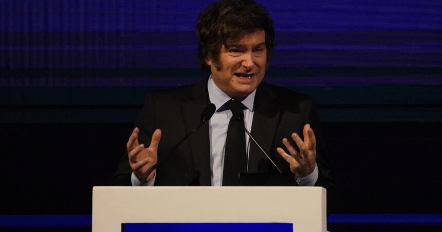 javier-milei-y-sus-medidas,-en-vivo:-se-conoce-la-inflacion-de-marzo-y-el-presidente-habla-en-la-cumbre-de-la-camara-de-comercio-de-ee.uu