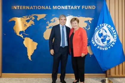 el-fmi-ajusto-sus-proyecciones-para-argentina:-recorto-la-prevision-de-crecimiento-para-2026-y-elevo-la-estimacion-de-inflacion-al-30,5%