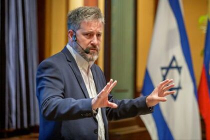 gabriel-ben-tasgal:-“iran-se-esta-moderando-y-no-quiere-continuar-con-el-conflicto-belico”