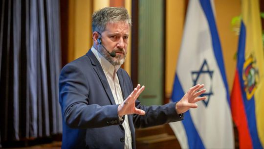 gabriel-ben-tasgal:-“iran-se-esta-moderando-y-no-quiere-continuar-con-el-conflicto-belico”