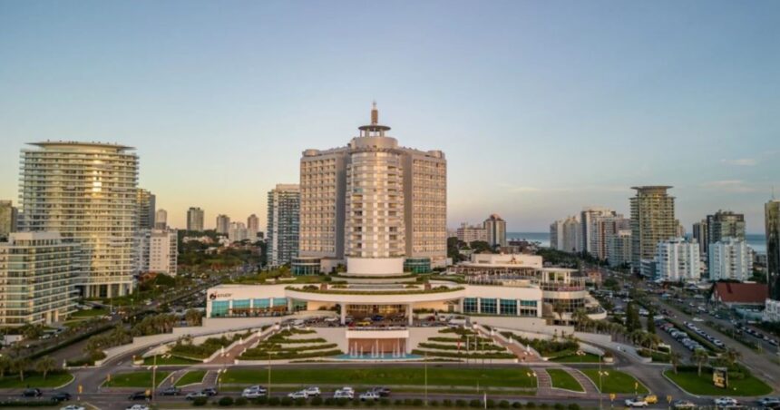 el-ex-conrad-de-punta-del-este-cambia-de-manos:-lo-compro-un-grupo-brasileno,-que-invertira-mas-de-us$-400-millones