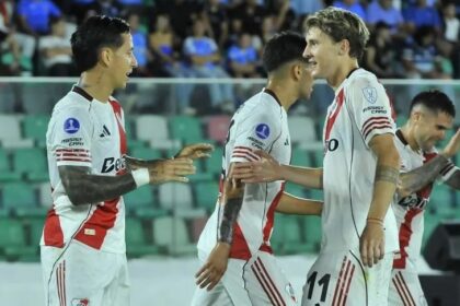 con-equipo-alternativo-y-en-la-antesala-del-superclasico,-este-miercoles-river-recibe-a-carabobo-por-la-copa-sudamericana:-hora,-tv-y-formaciones 