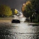 temporal-en-coronel-suarez:-calles-tapadas,-casas-inundadas-y-personas-atrapadas-en-vehiculos