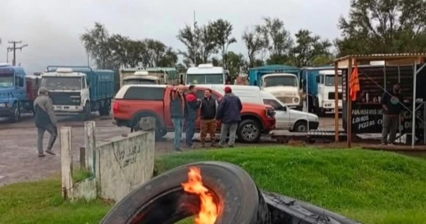 conflicto-transportista:-fracaso-otra-reunion-para-alcanzar-un-acuerdo-en-buenos-aires-y-crece-el-impacto-en-la-exportacion-de-granos
